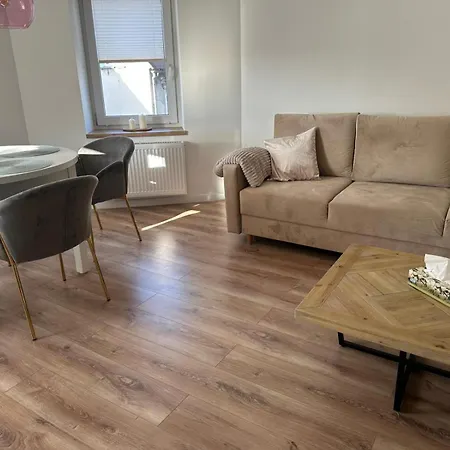 Przyjazny Pod Dzikowcem Apartman Boguszów-Gorce